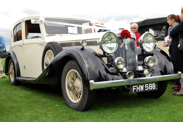 DoS 2010: The Return of Dr Syn - the Classic Car Display