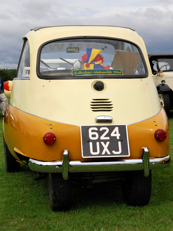 DoS 2010: The Return of Dr Syn - the Classic Car Display